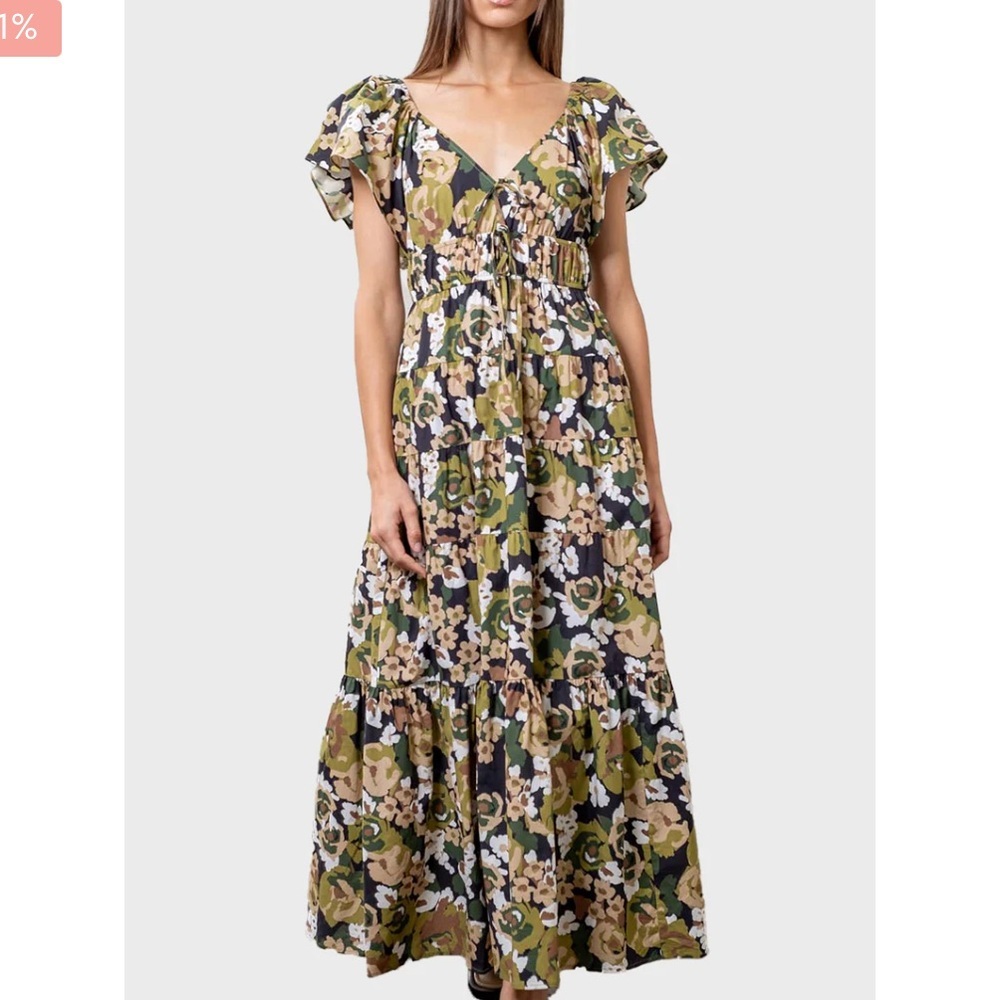 Moon River Flutter Sleeve Tiered Midi Dress Green Tan White Open Back M NWT